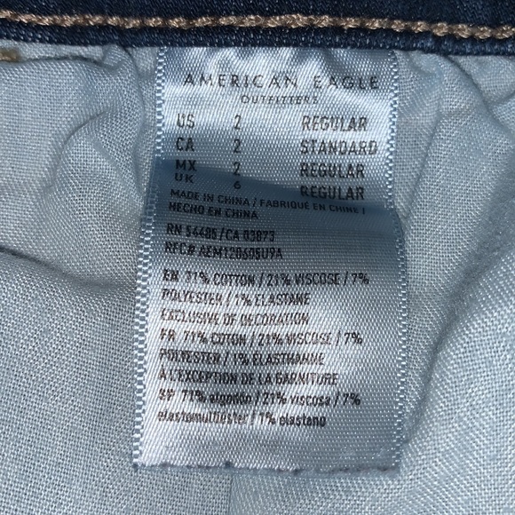 American Eagle Next Level Stretch Distressed Hi-Rise Jeggings 2 Regular - Picture 6 of 11